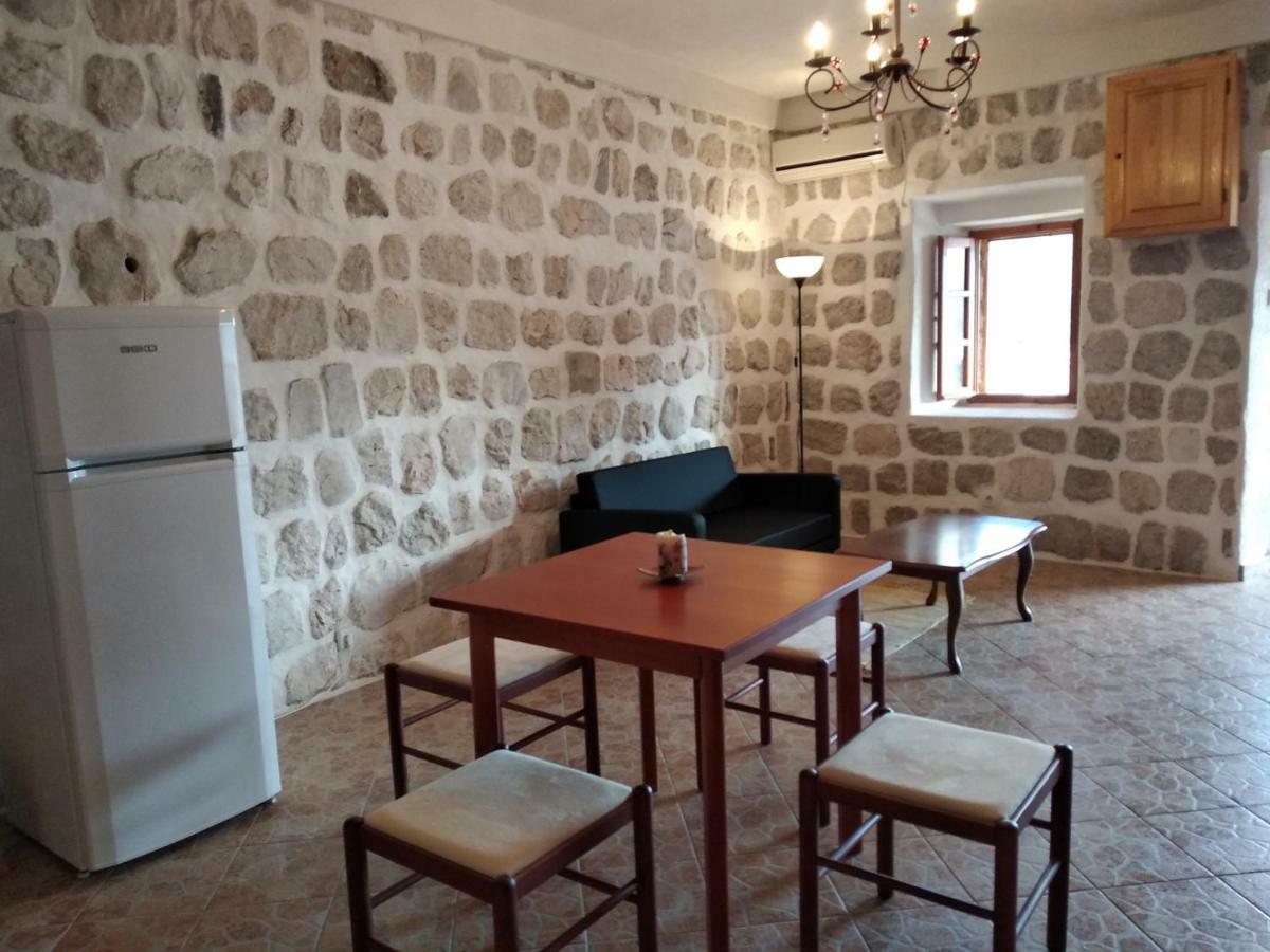 Old House Perast Διαμέρισμα Εξωτερικό φωτογραφία